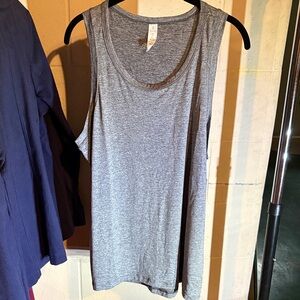 Balance Collection women’s tank top. Gray. Large